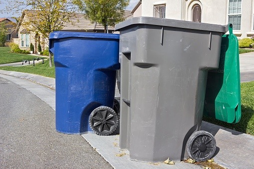 How an HOA Manager Would Respond to a Rule About Garbage Cans [Part 3]